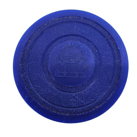 Vintage Discovery Toys Dice Games 4 Wood Dice Plus Plastic Cup - Picture 2 of 5